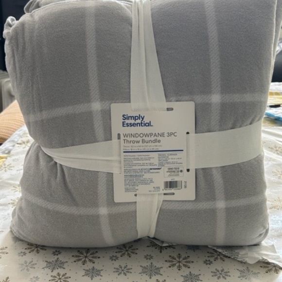 Simply Essential Corduroy 3pc THROW BUNDLE - Picture 2 of 4